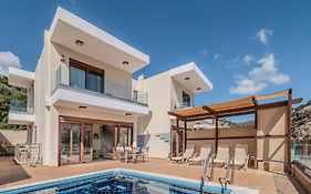 Palaiokastro Villas & Studios